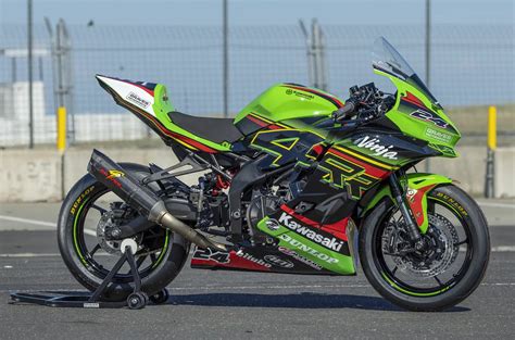 2023 Kawasaki Ninja ZX-4RR Review [13 Fast Facts]