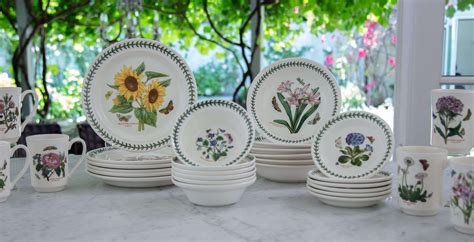 30PC Botanic Garden Dinnerware Set | Portmeirion