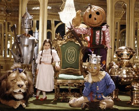 Return to Oz [Cast] photo