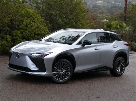 2023 Lexus RZ Review: Driving Impressions