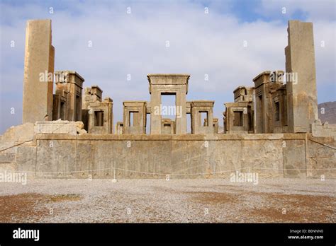 Palace of Darius, Persepolis, Iran Stock Photo - Alamy