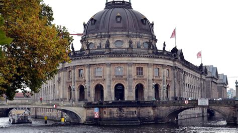 Tickets und Touren zur Museumsinsel in Berlin - Hellotickets