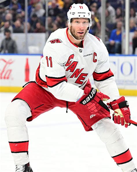 Jordan Staal - Stats, Contract, Salary & More