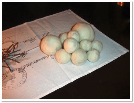 Who’s up for a Snowball fight? DIY Indoor snowballs – Felting