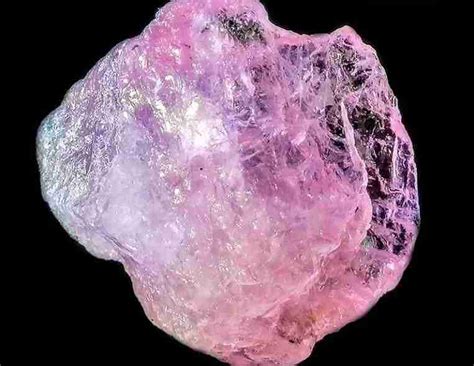 Morganite Crystal That Deepens the Essence of Love!