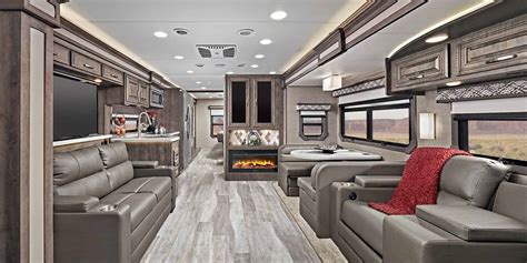 RV Review: Jayco Seneca 37K – A bigger hammer - RV Travel