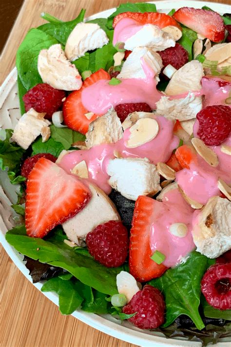 Chicken and Berries Lettuce Salad with Fruity Yogurt Dressing - Plowing ...