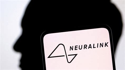 US FDA Clears Neuralink's Brain Chip Implant in Second Patient: Report ...