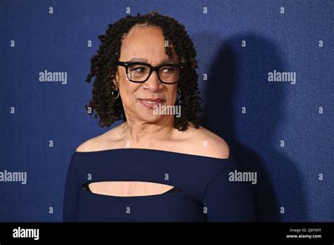 S. Epatha Merkerson Stock Photo - Alamy