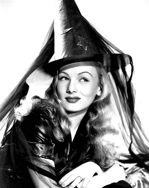 Gold Hollywood: Review: I Married A Witch (1942)