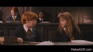 Harry Potter Wingardium Leviosa HD scene on Make a GIF