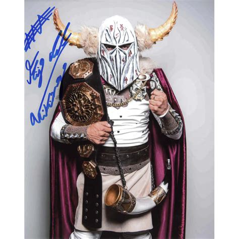 El Hijo del Vikingo Horned Mask 8 x 10 Promo - AUTOGRAPHED — Highspots UK