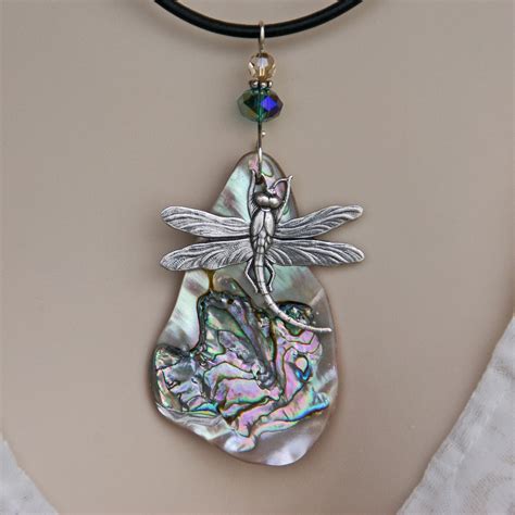 more dragonflies | Dragonfly jewelry, Jewelry crafts, Lovely jewellery