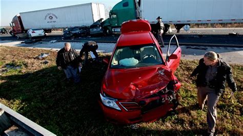 Florida highway crashes kill at least 10 | Fox News