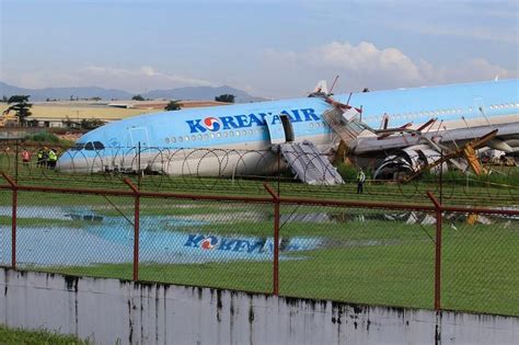 Korean Air jet overshoots runway at Philippine airport, no injuries reported | The Straits Times