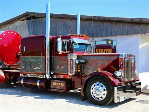 Semitrckn : Photo | Custom trucks, Peterbilt trucks, Trucks