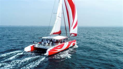 60 foot catamaran - Ocean Voyager