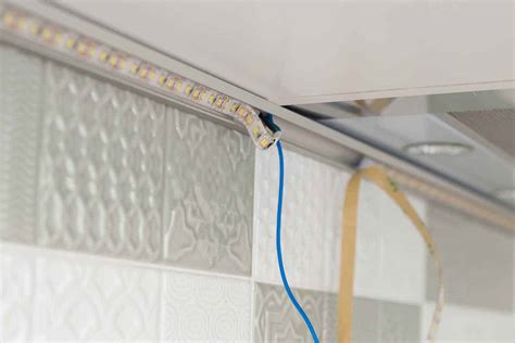 How To Install LED Strip Lights On Ceiling? - uooz.com