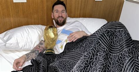 Lionel Messi Sets Instagram Record For Most-Liked Post Ever | PetaPixel