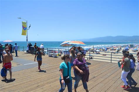 10 BEST Attractions at Santa Monica Pier - CityBOP