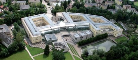 Salzburg University Of Applied Sciences - mcasmin