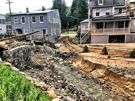 Ellicott City residents, owners get 1st glimpse of flood-ravaged Main ...