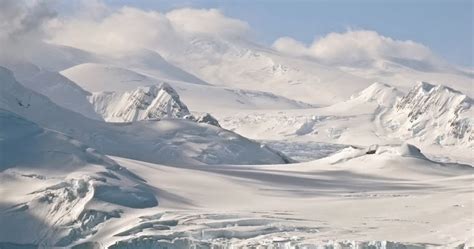 Knowledge: East Antarctic Plateau The Coldest Place on Earth