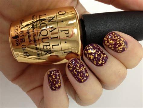 Fash in the City: Gold Nail Polish??!