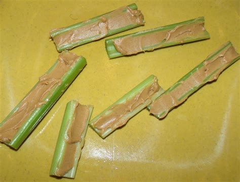 Peanut Butter Celery Sticks Recipe - (4.1/5)