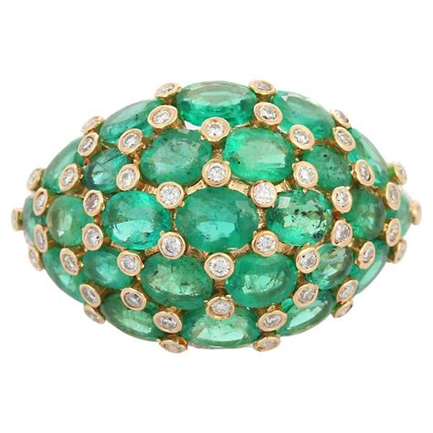 Customizable 18K Yellow Gold Emerald Diamond Ring For Sale at 1stDibs