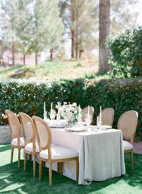 Alluring Gondola Elopement with Soft and Timeless Details | Spring wedding decorations ...