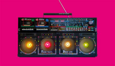 These Gnarly Videos Of Vintage Boomboxes Will Take You Back To The ’80s | Telekom Electronic Beats