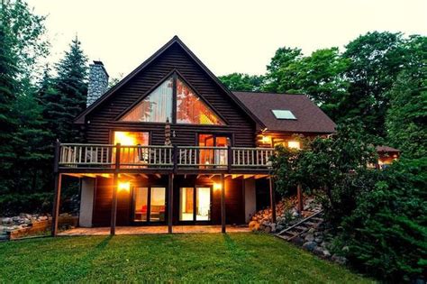 11 waterfront Michigan cabins to book now for the best summer ever ...