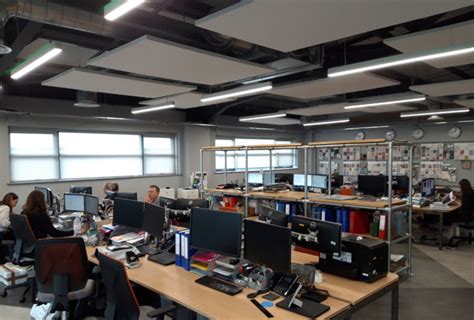 Best Suspended LED Linear Light Office Lighting factory and manufacturers | Eastrong