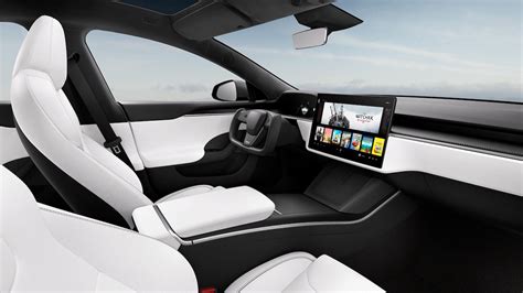 Tesla Model S With New Interior – The Last Driver License Holder…