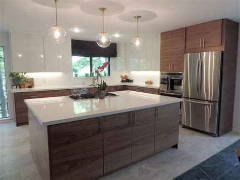 A Mid Century Modern IKEA kitchen for a gorgeous, light-filled Texas home. Semihandmade ...