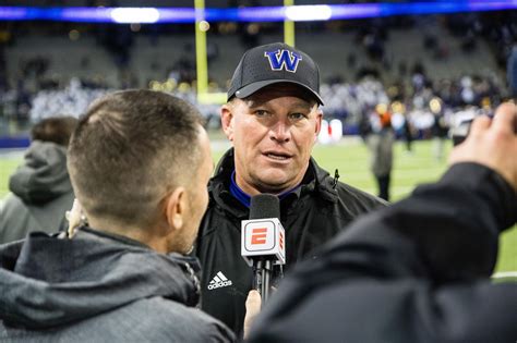 Oregon Ducks vs. Washington Huskies: Game preview, odds, time, TV ...