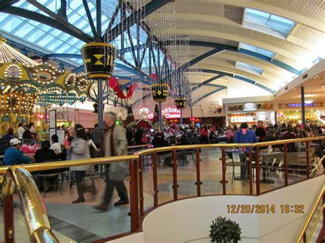 Trip to the Mall: Rivertown Crossing- ( Grandville, MI)