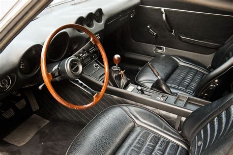 Fully restored, company-owned 1971 Datsun 240Z - beautiful interior ...