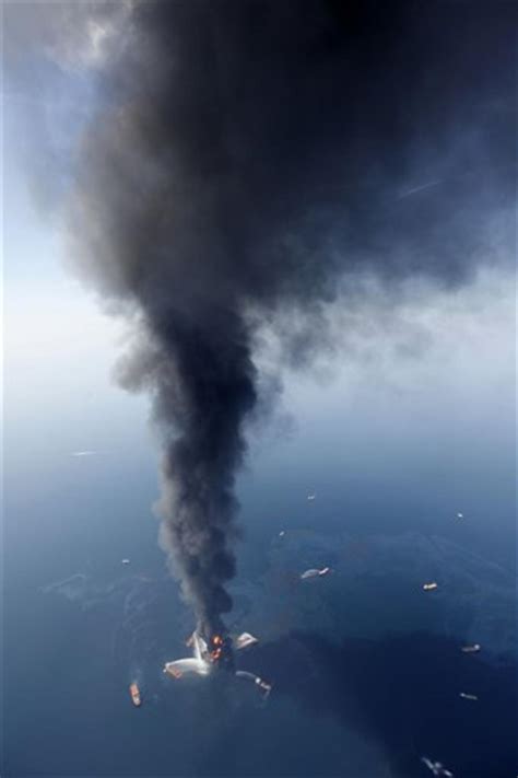 Louisiana Oil Rig Explosion - CBS News