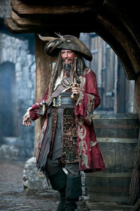 Pin by PEDRO HERNANDEZ on PIRATE COSTUME IDEAS | Pirates of the caribbean, Pirates, Captain jack ...