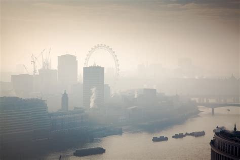 Historical Parallels - The Great London Smog of 1952