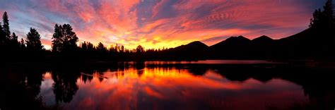 Panoramic sunset. mountain lakes | อรุณสวัสดิ์