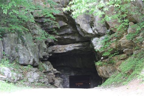 Camp Inside This Tennessee Cave For A Night You'll Never Forget ...