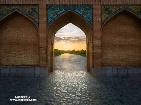 The Bridges of Isfahan: Crossing Centuries of History | TAPPersia