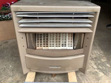 Vintage Dearborn Gas Space room Heater Stove 30,000 BTU works with gra