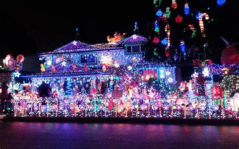 The 29 Best Places to See Christmas Lights in San Diego County