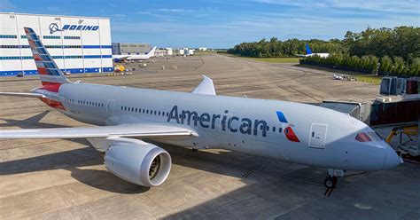 Boeing entrega a American Airlines su primer B787-8 tras más de un año ...