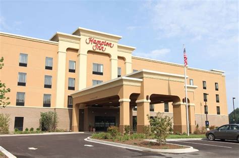 Hampton Inn Huntington University Area, Huntington: $101 Room Prices ...