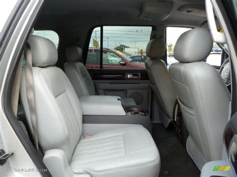 Dove Grey Interior 2004 Lincoln Navigator Ultimate Photo #38661598 ...